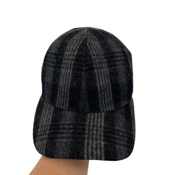 GOTTMAN Casual Wool Cap Tuck Away Ear Cuffs Black Gray Plaid Winter Small EUC - Picture 4 of 9